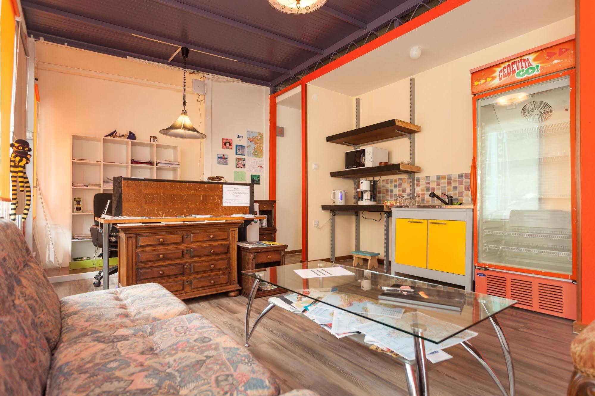 Roundabout Hostel - Hostel Rovinj Dış mekan fotoğraf
